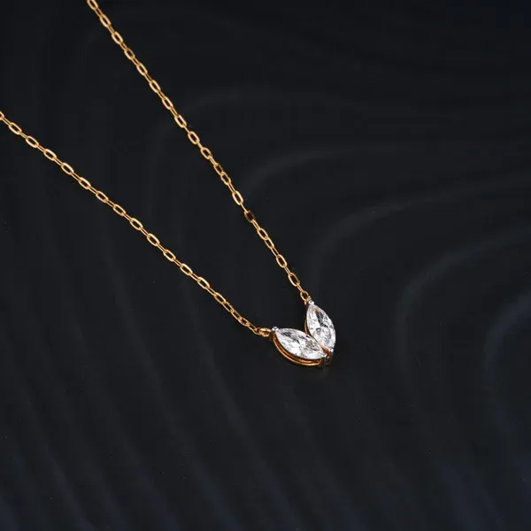 Marquise Moment Necklace