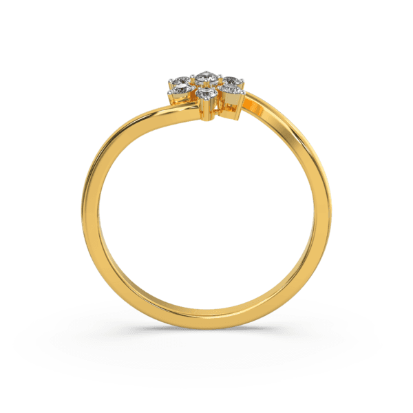 Blooming round diamond ring with floral touch